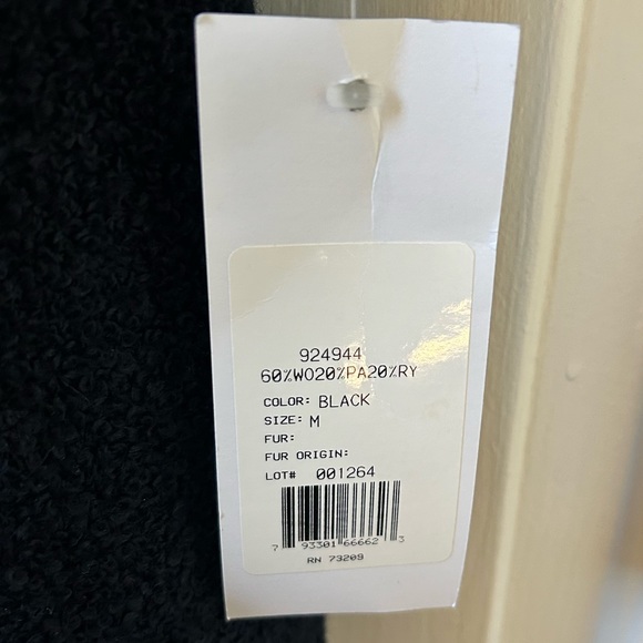 Marvin Richards Black Wool Boucle Belted Faux Fur Collar Coat M (runs small) - Picture 8 of 11